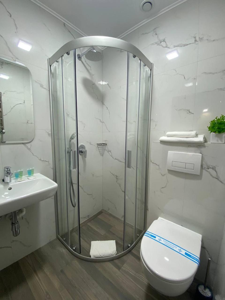 Grand Christer Hotel كييف المظهر الخارجي الصورة